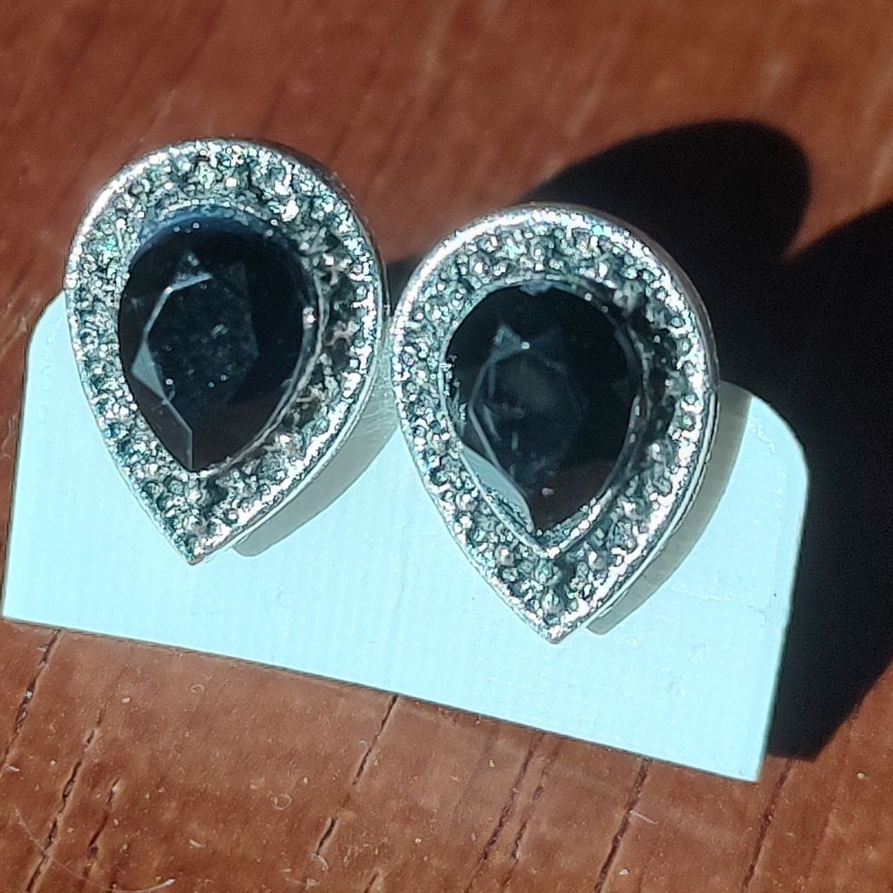 Elegant Silver Tone and Black Teardrop Earrings
